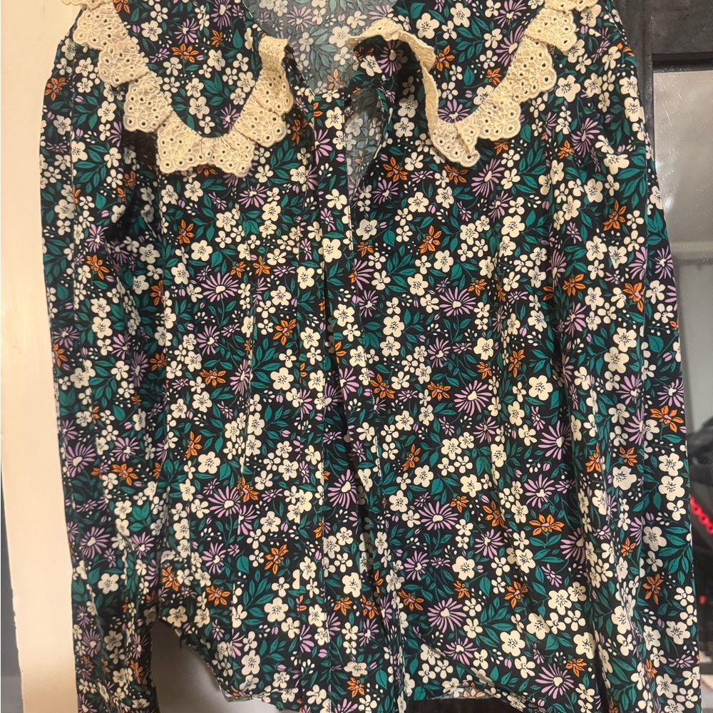 Zara Floral Top with Lace Accents